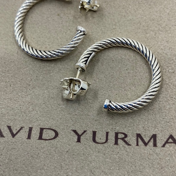 David Yurman 1' Inch Classic Cable Hoop Earrings - Picture 5 of 7
